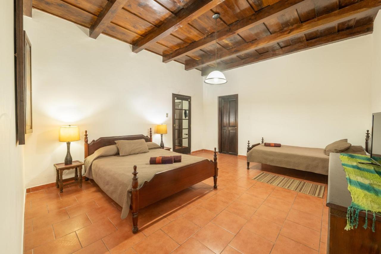 Casita Tumbergia Lejlighed Antigua Eksteriør billede